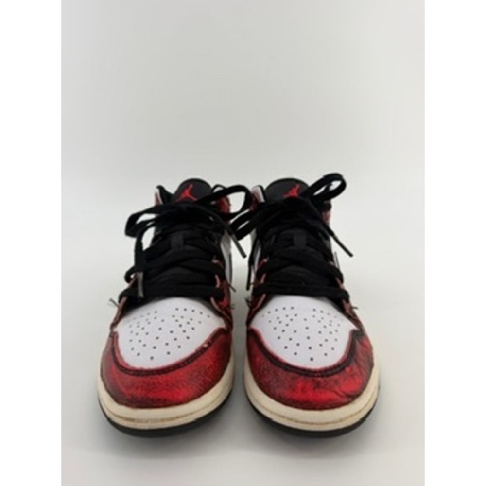 Nike Air Jordan 1 Mid Wear-Away Chicago Black Red White FB0567-006 Kids Size 3Y